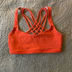 Lululemon Sports Bra sz4